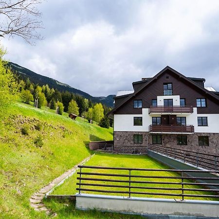 Apartman Svaty Petr Шпиндлерув-Млин Экстерьер фото